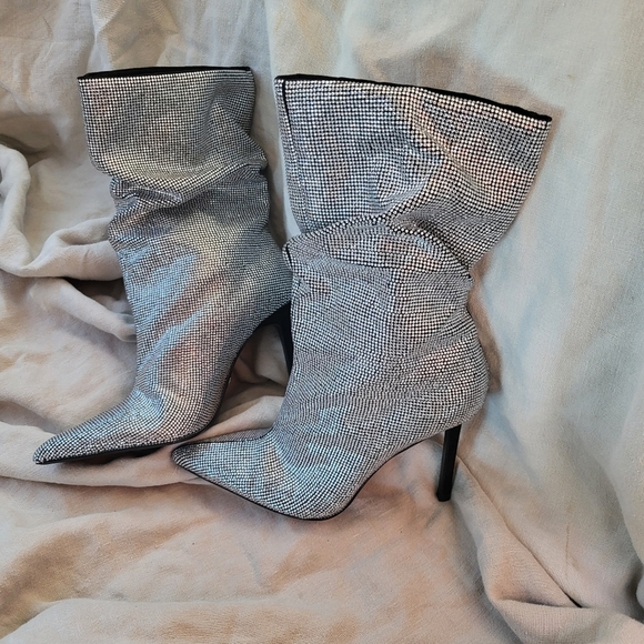Sparkly Swarovski Black and White Heeled slouch Boots for Chic Style - Picture 2 of 8